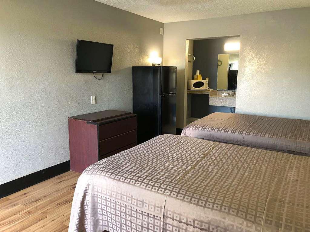 Americas Best Value Inn Garland Room photo